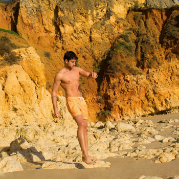 short-de-bain-paraty-laranja-100--de-materiaux-recycles-iguazu-swimwear